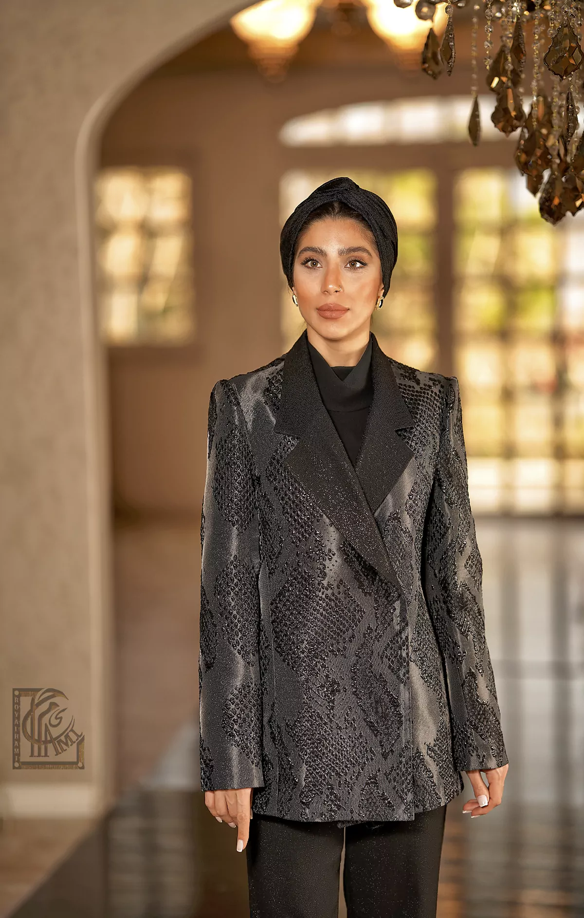 Jacquard Coat with Black Pattern
