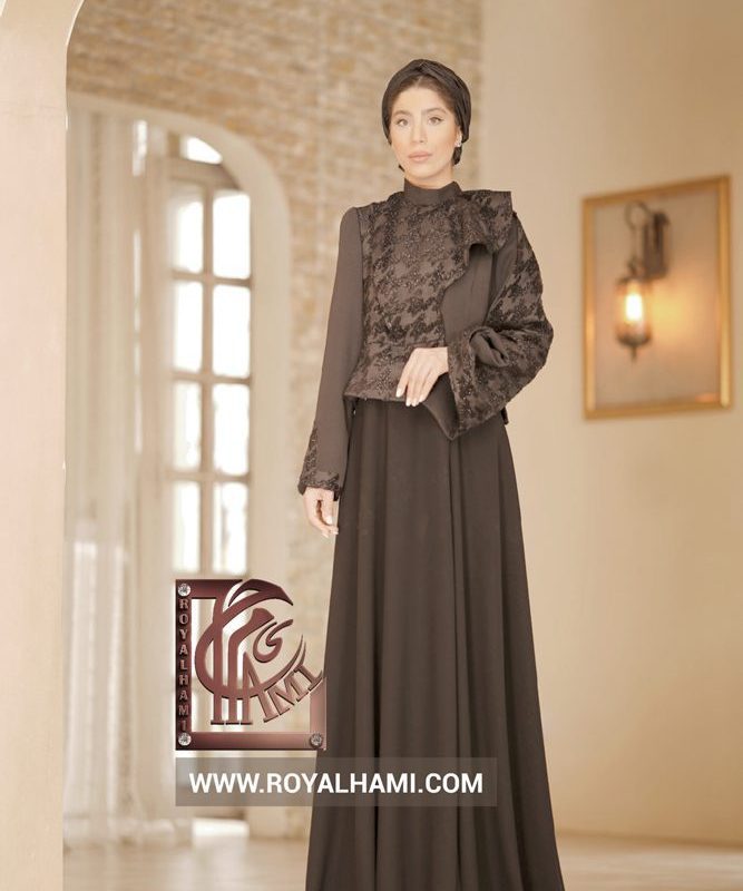 Black Abaya on the Upper Body of Shiny Twisted Fabric