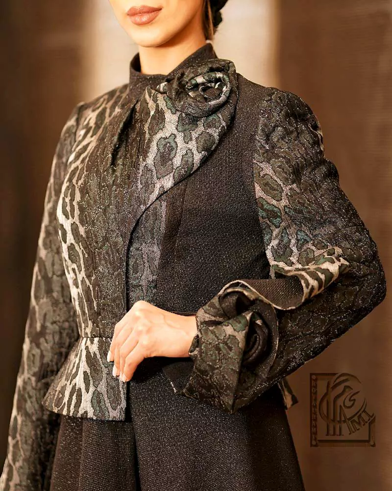 Black Abaya with Leopard Jacquard Top - Image 5